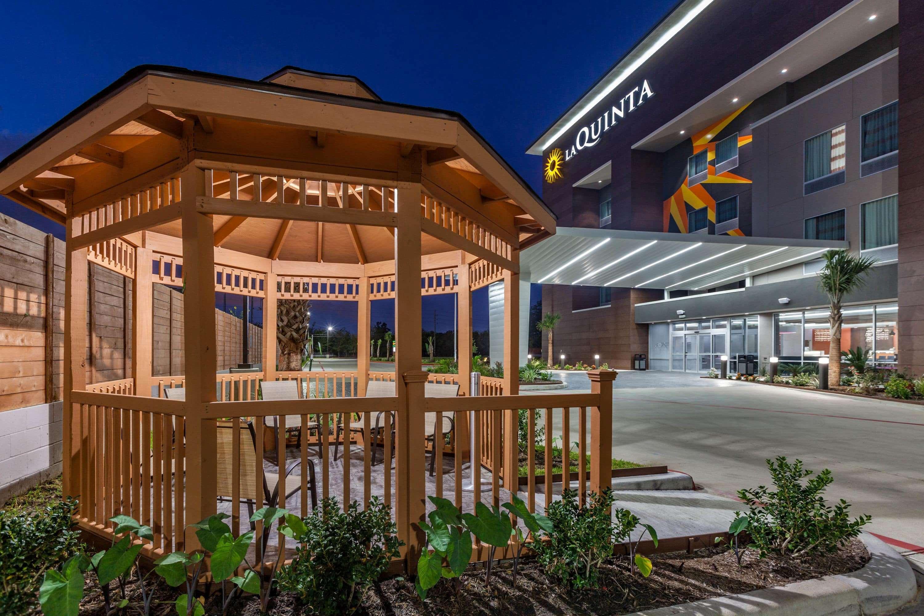 La Quinta By Wyndham Houston East At Sheldon Rd Hotel Channelview Exterior photo